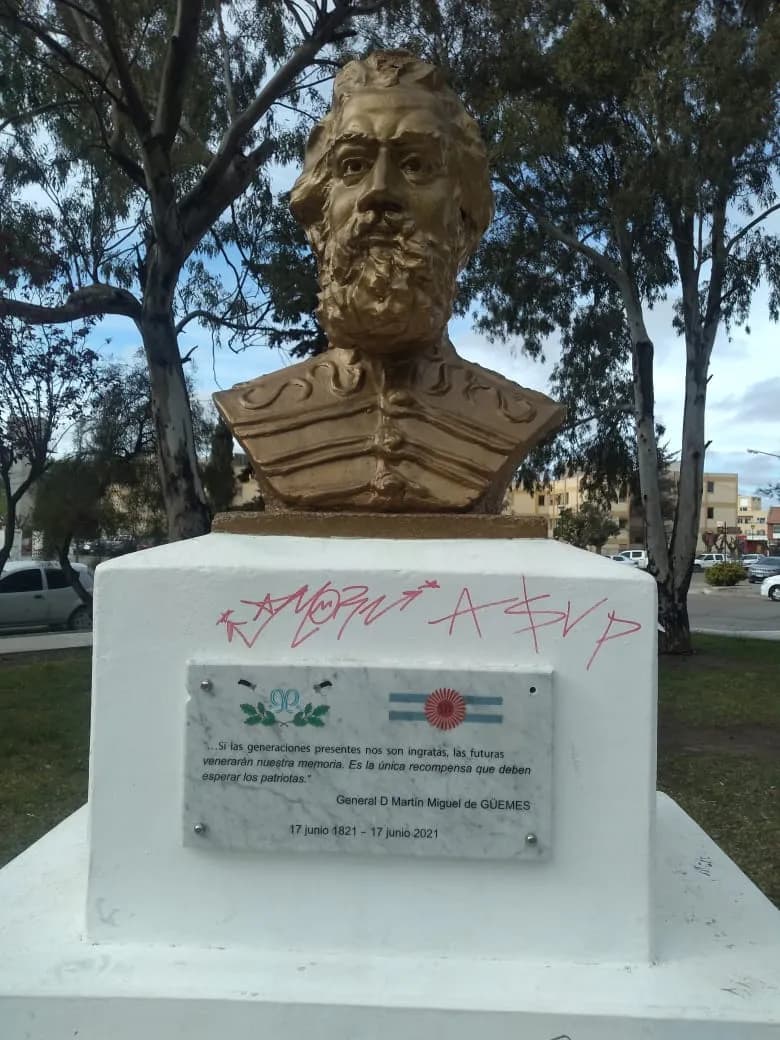 Plaza Martín Miguel de Güemes - Imagen 3